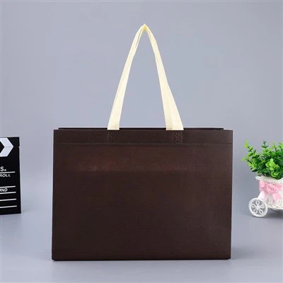 Adakah beg kemeja-T ringkas tanpa wayar mempunyai bau yang baik?